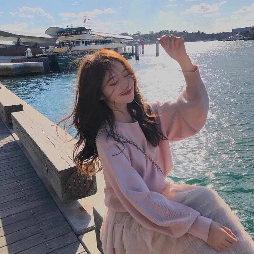 天降女帝她十分拽